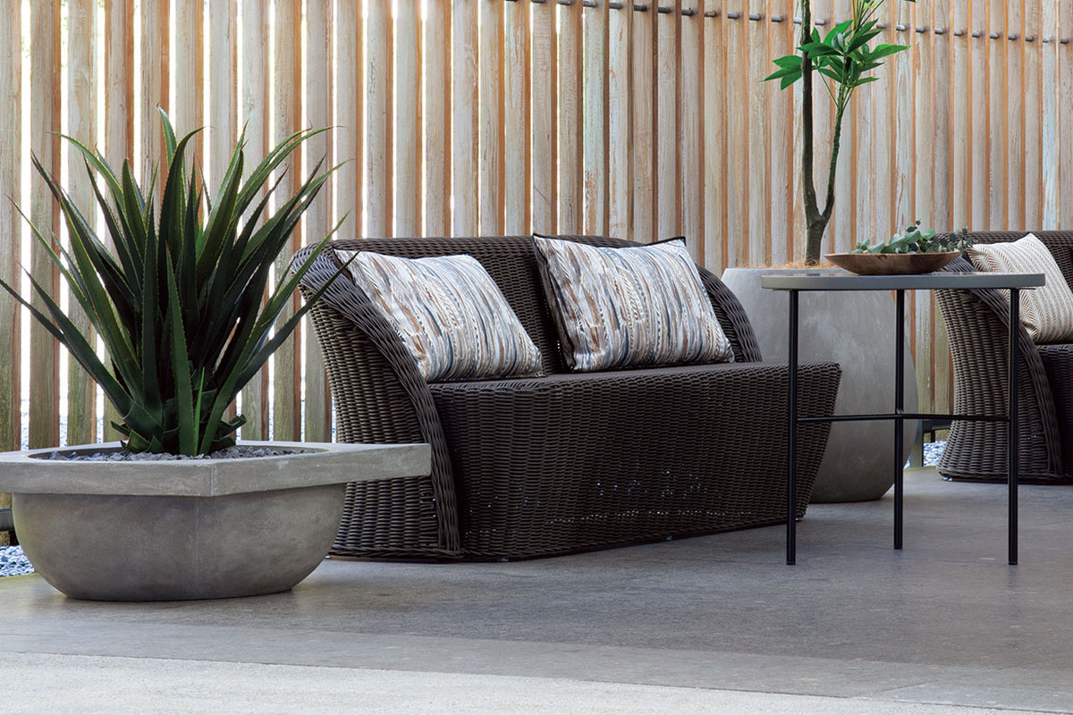 Polyethylene weaving / wicker