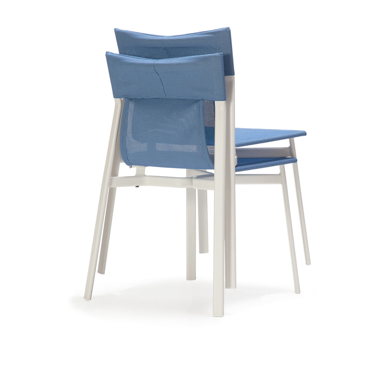BREEZE SIDE CHAIR