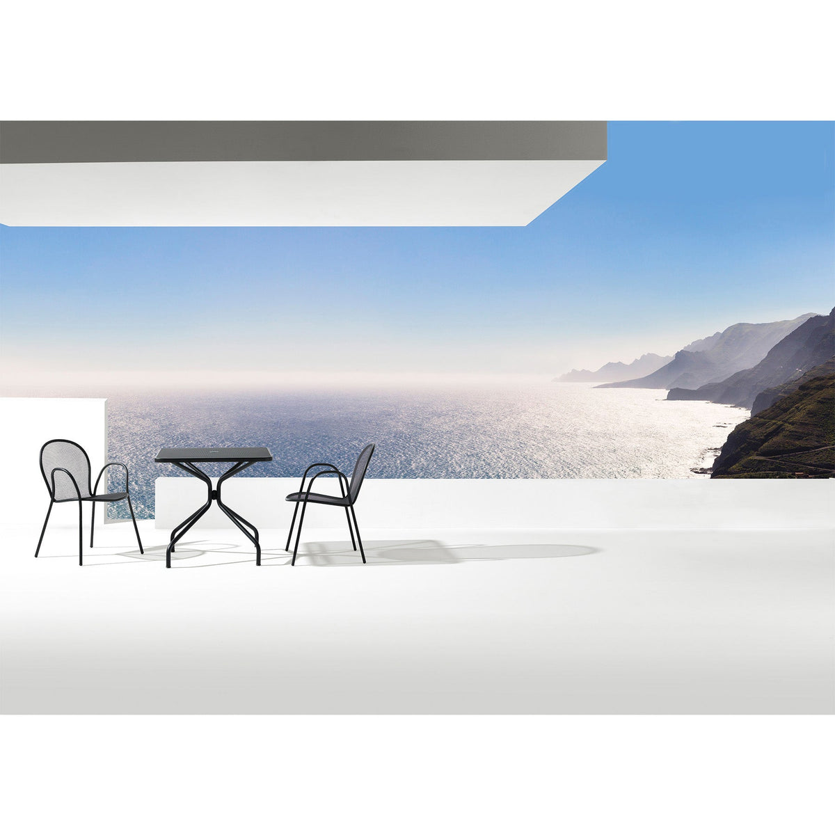 CAMBI SQUARE TABLE M