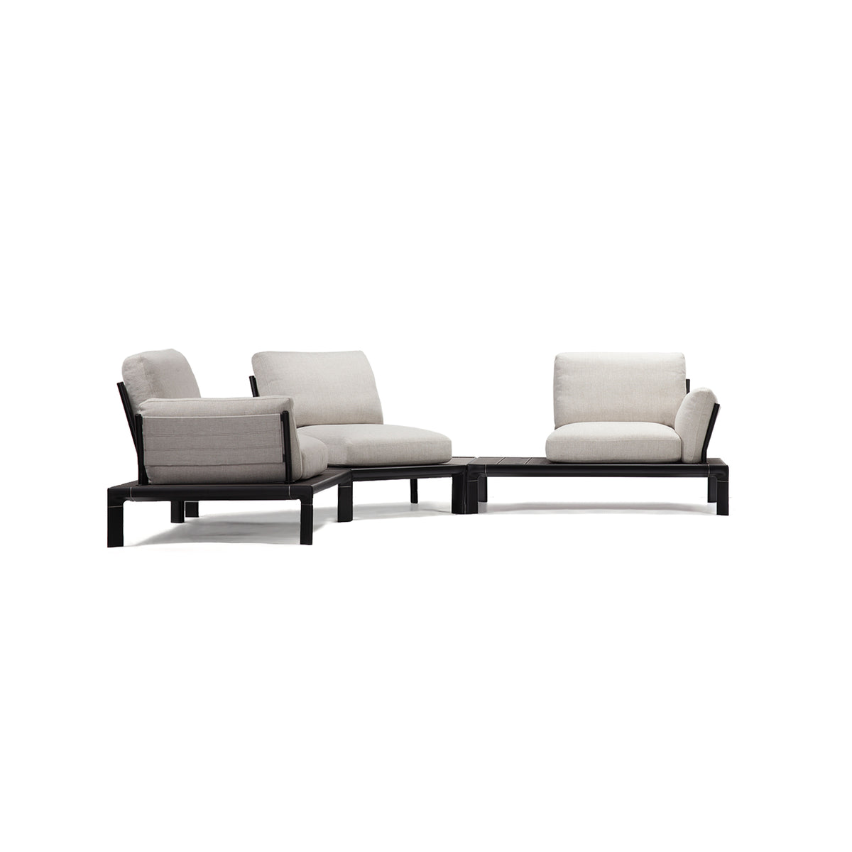 TAMI LOUNGE CHAIR
