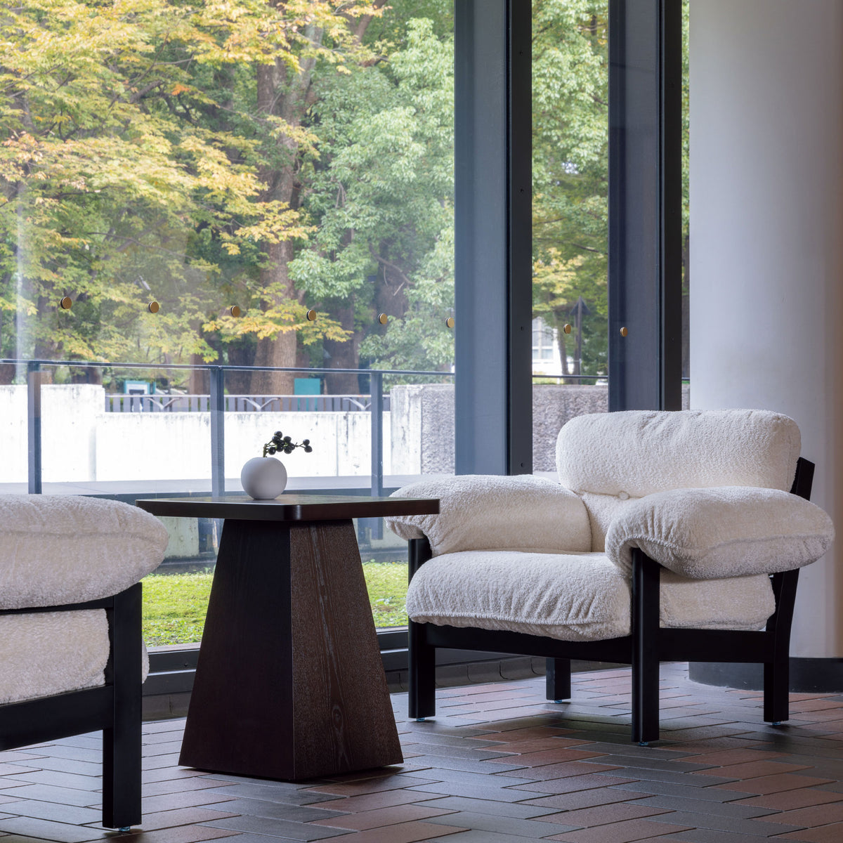 AUVENT SIDE TABLE