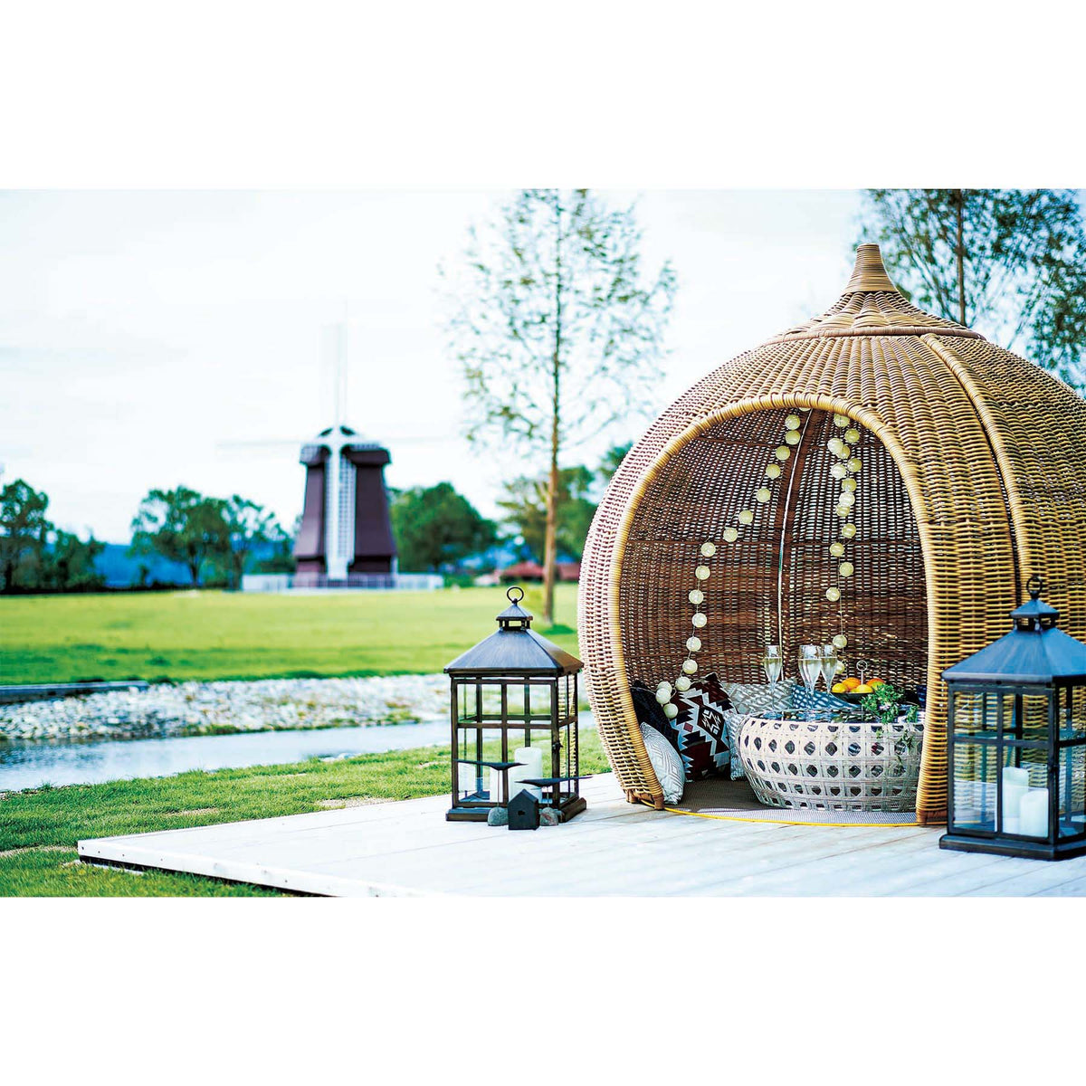 BIG DOME HOUSE