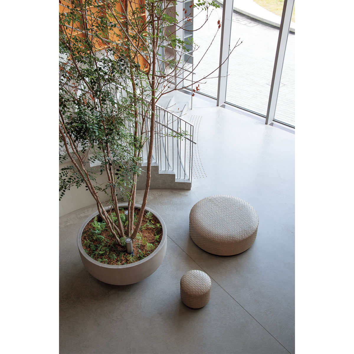 BYRON STOOL L