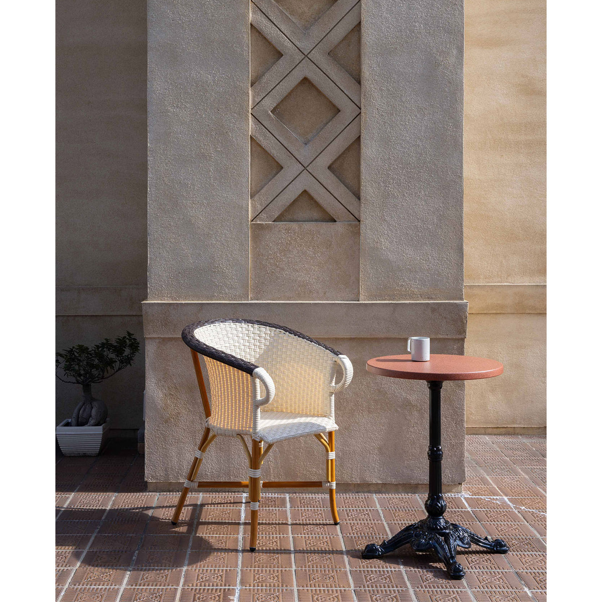 CHOCOLAT TUB CHAIR