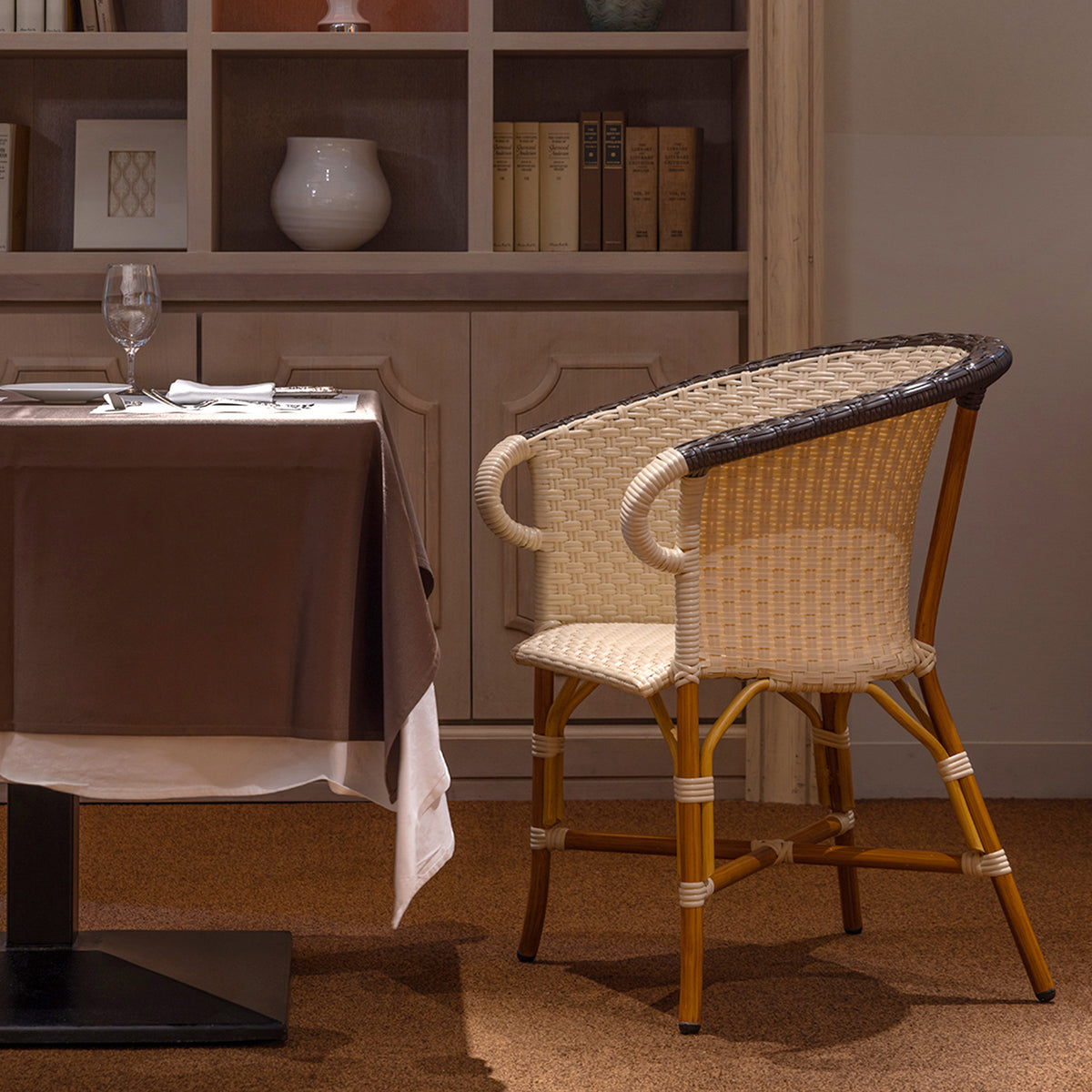 CHOCOLAT TUB CHAIR
