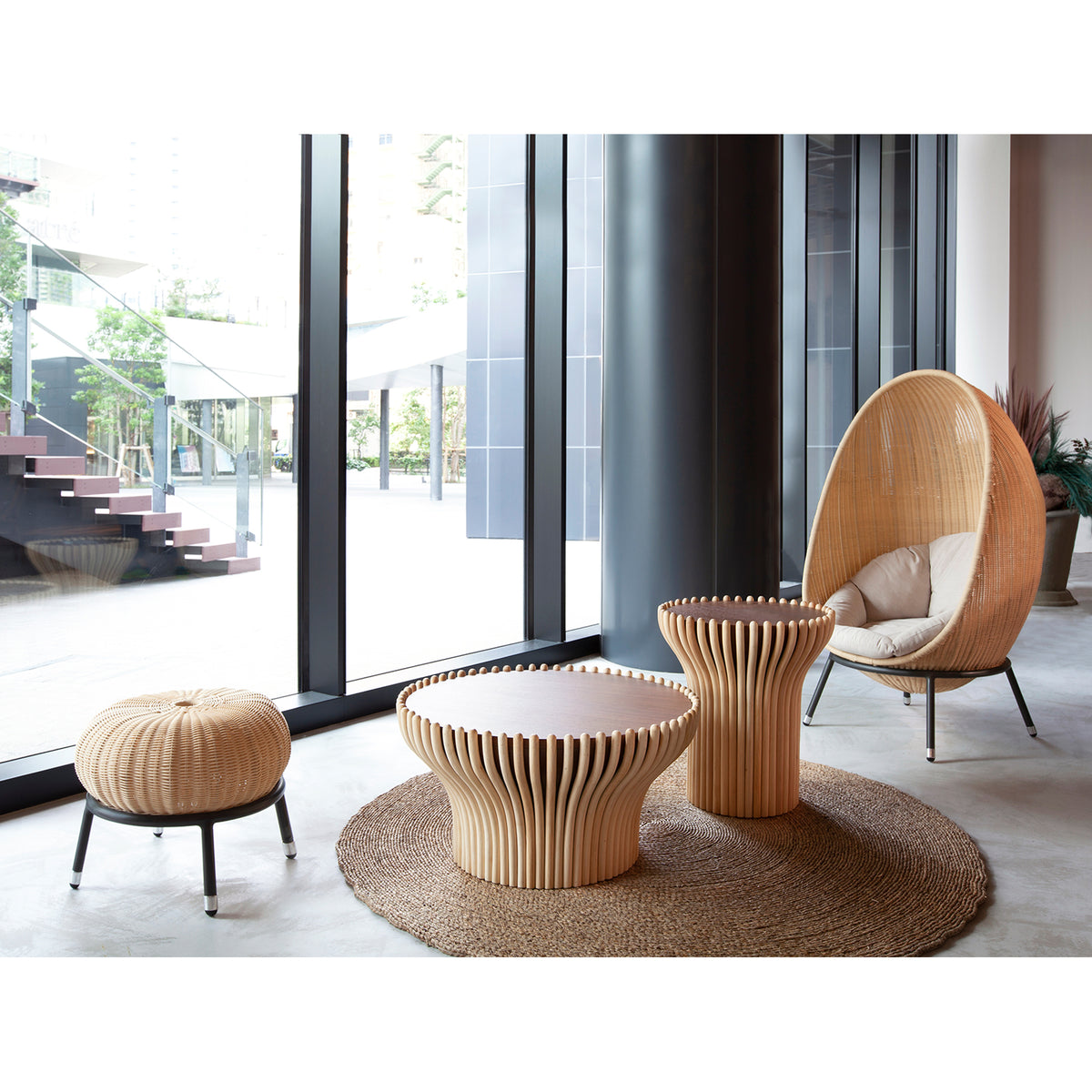 CHOMP HIGHBACK CHAIR