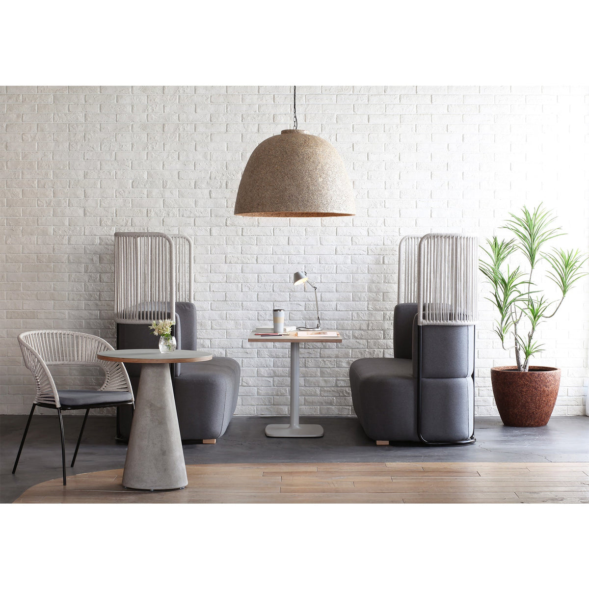 CORDA ARM CHAIR