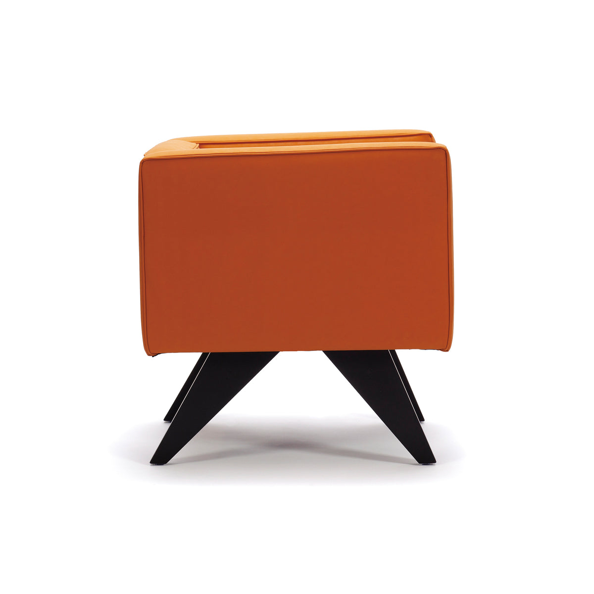 DICE LOUNGE CHAIR
