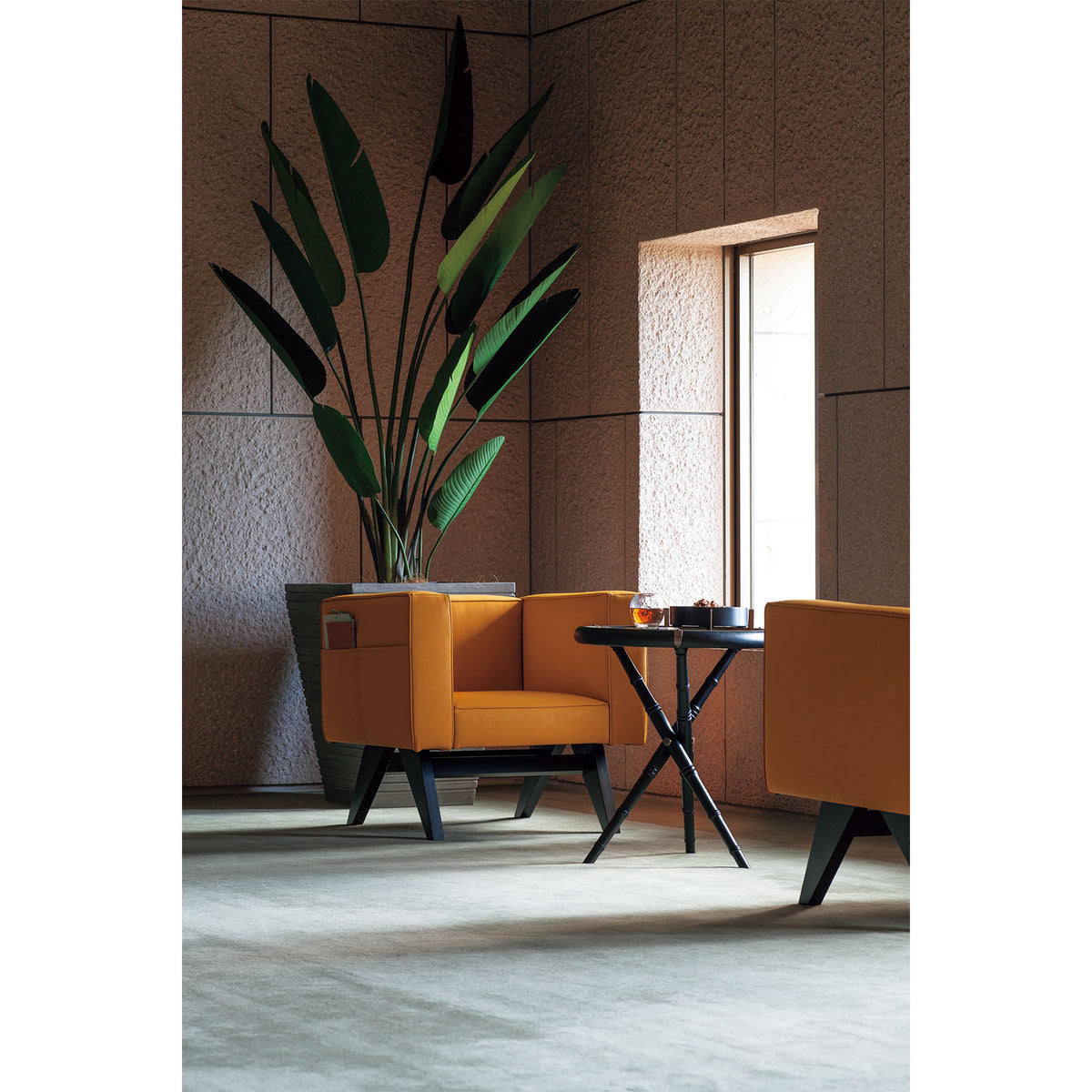 DICE LOUNGE CHAIR WITH POCKET