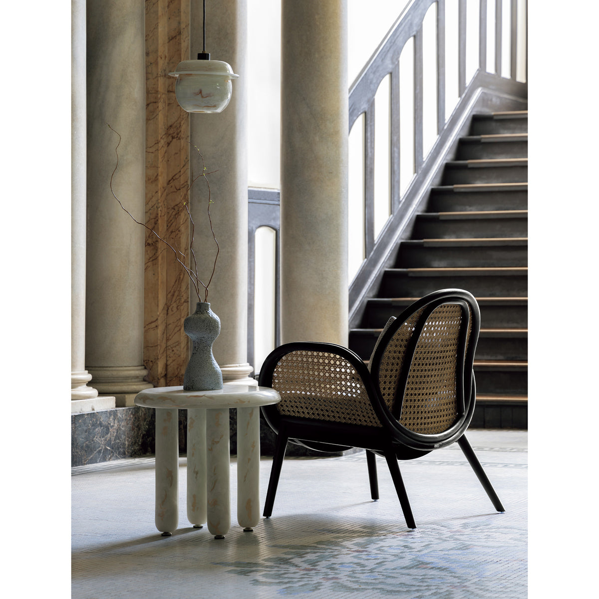 ELWOOD LOUNGE CHAIR