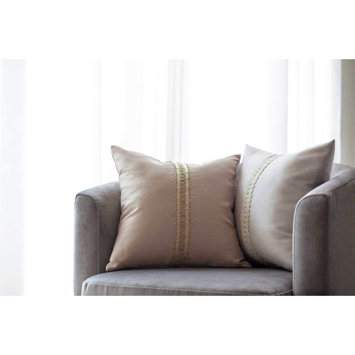 FINALE CUSHION