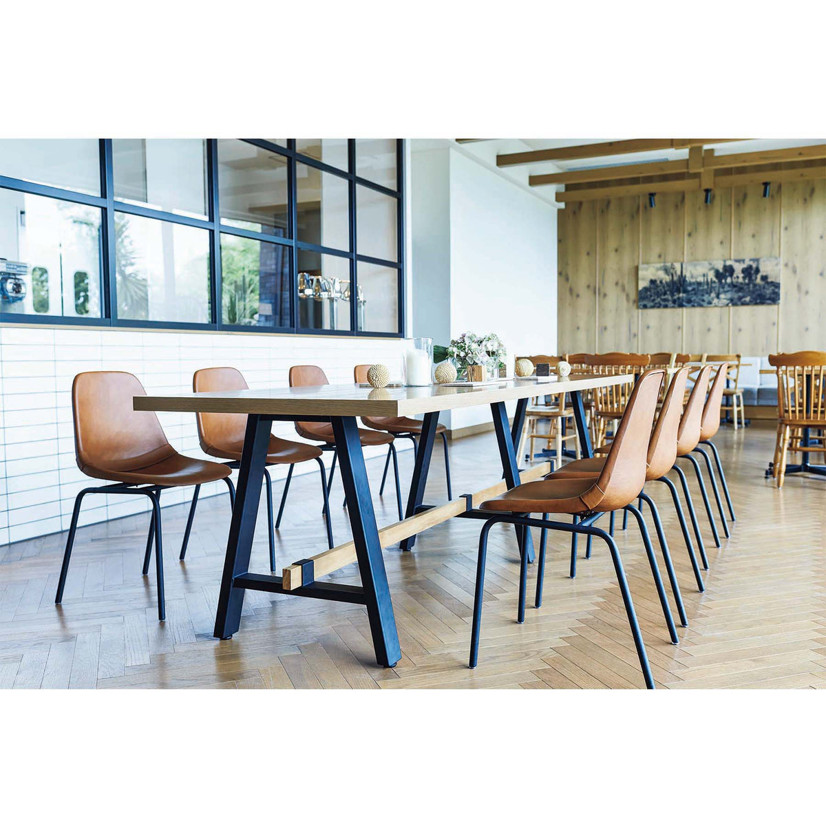 HANNOVER TABLE 2400
