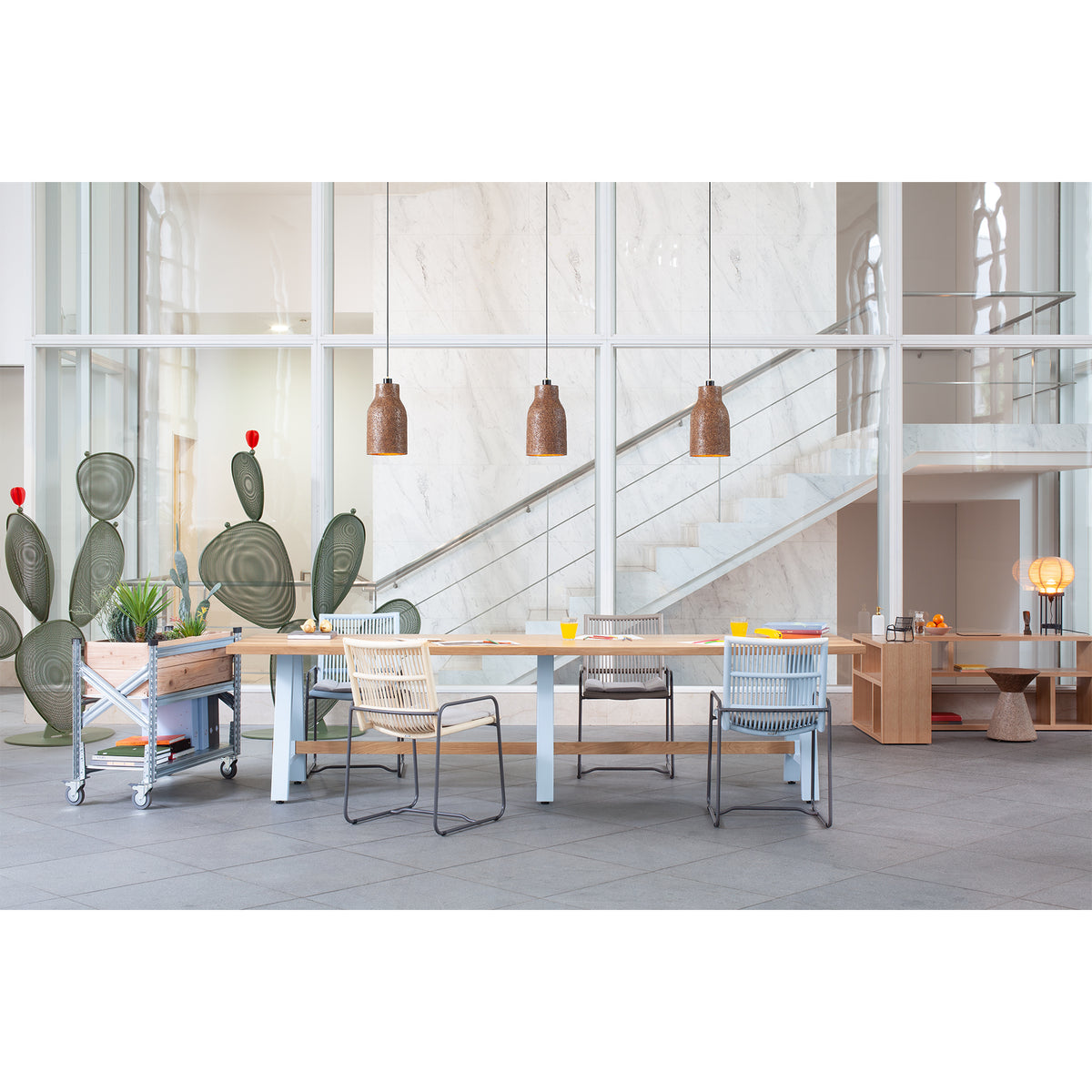 HANNOVER TABLE 2400