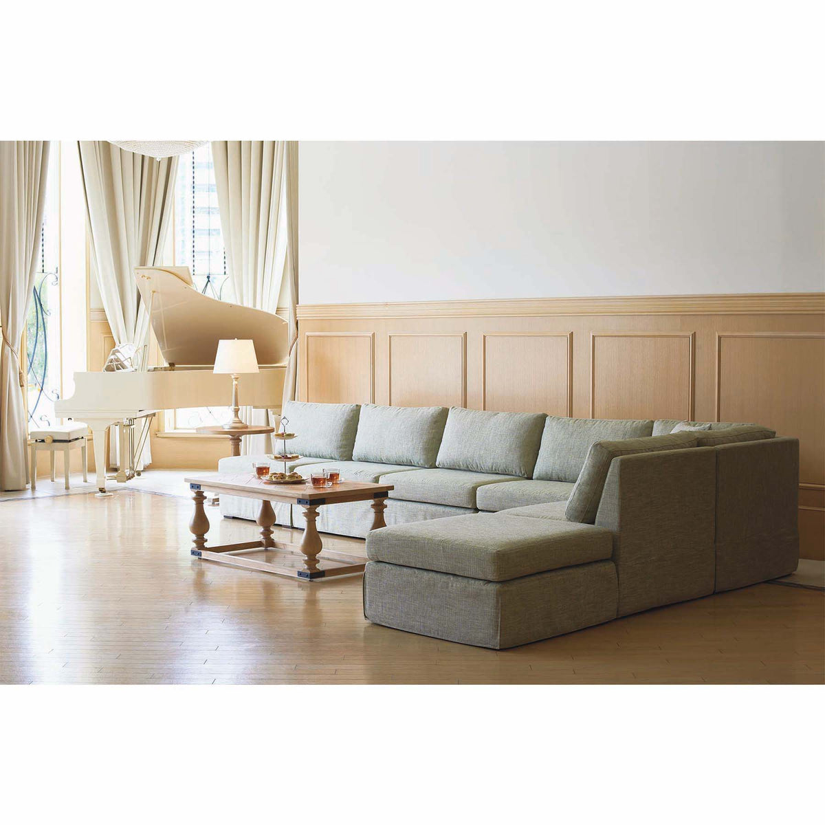 MAISON ARMLESS SOFA