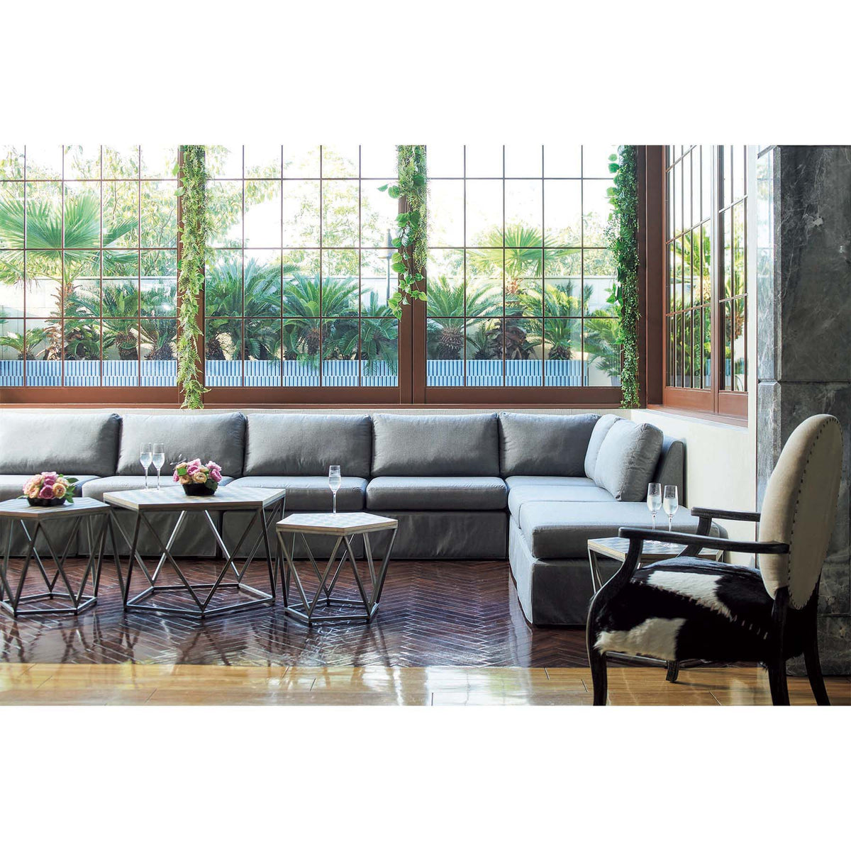 MAISON ARMLESS SOFA