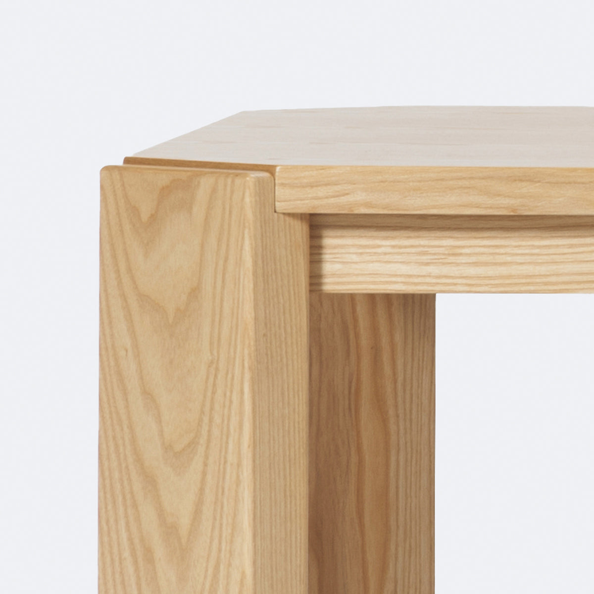 RAY LOW TABLE 1500