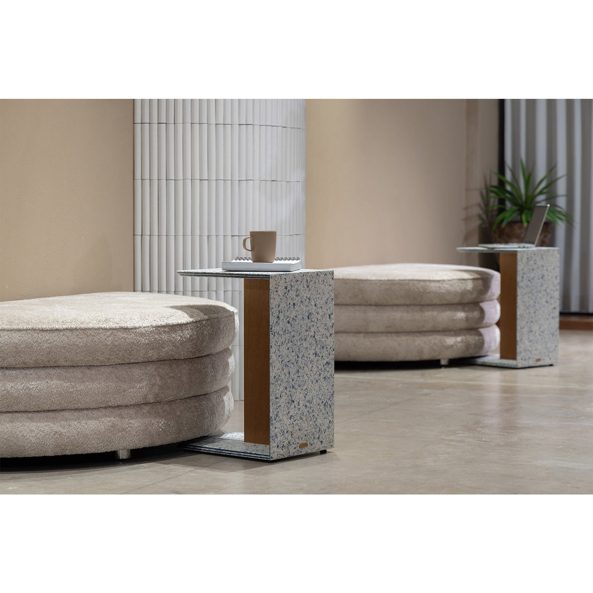 LALA SIDE TABLE