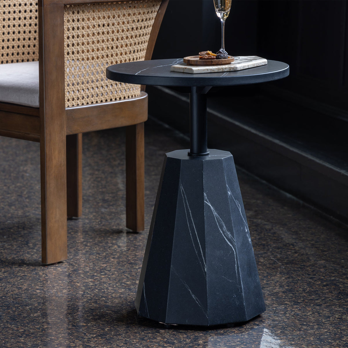 TORE SIDE TABLE
