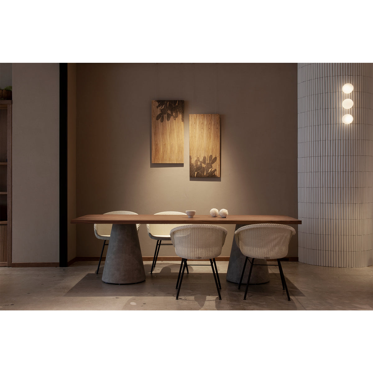 AVRIL DINING CHAIR