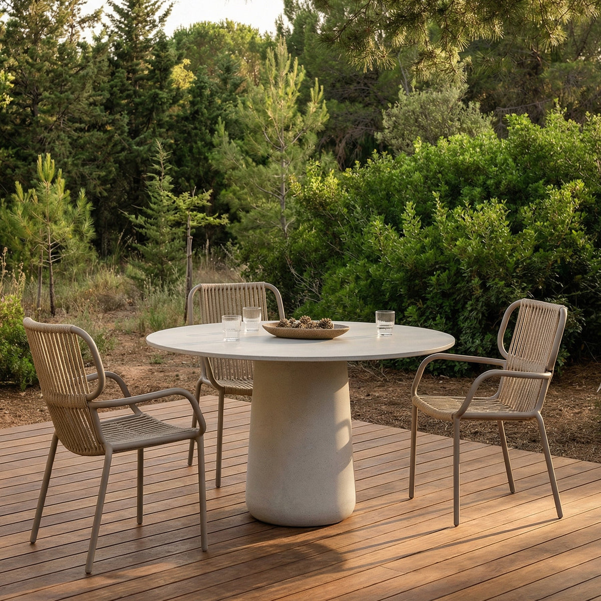 RIBBON DINING CHAIR