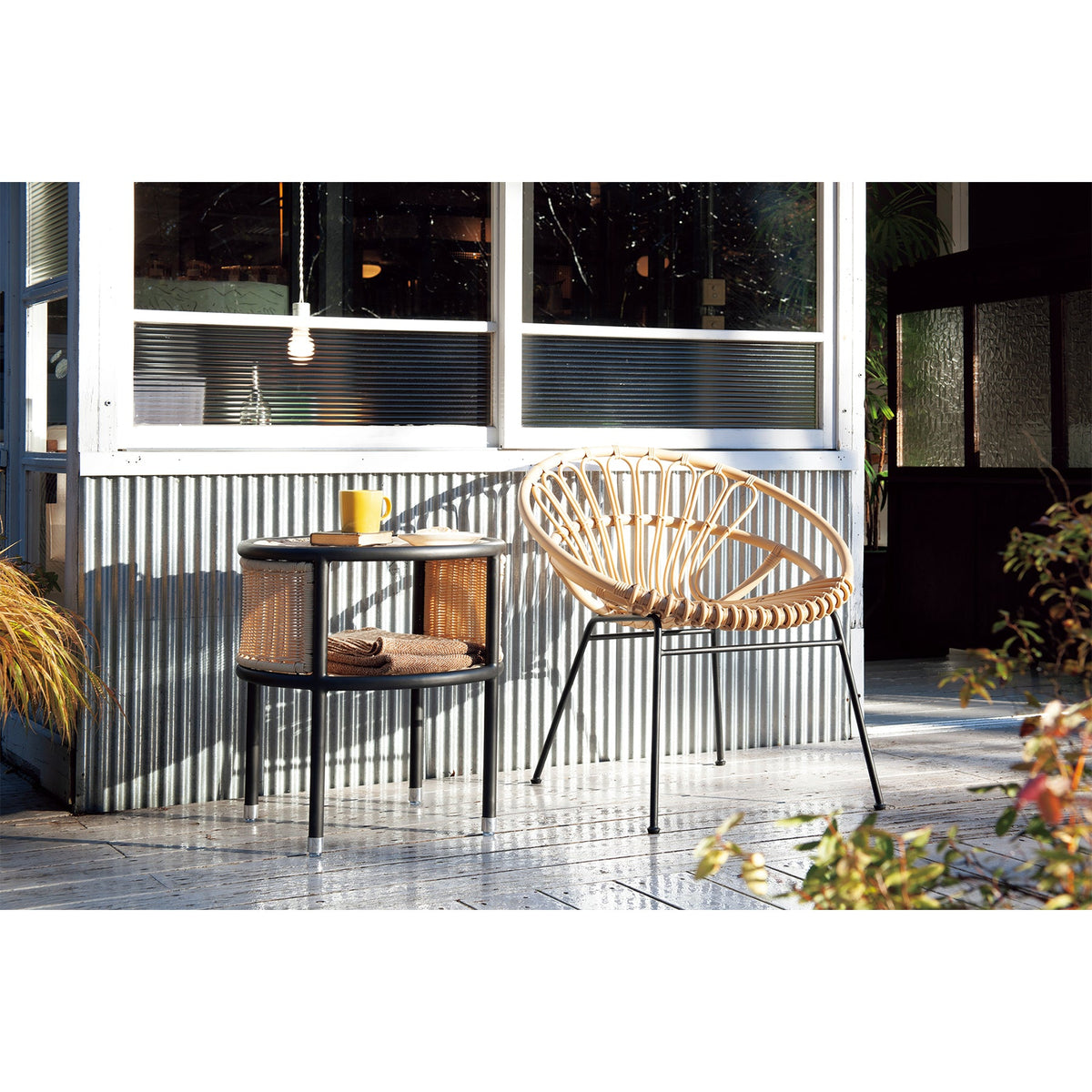CHOMP SIDE TABLE