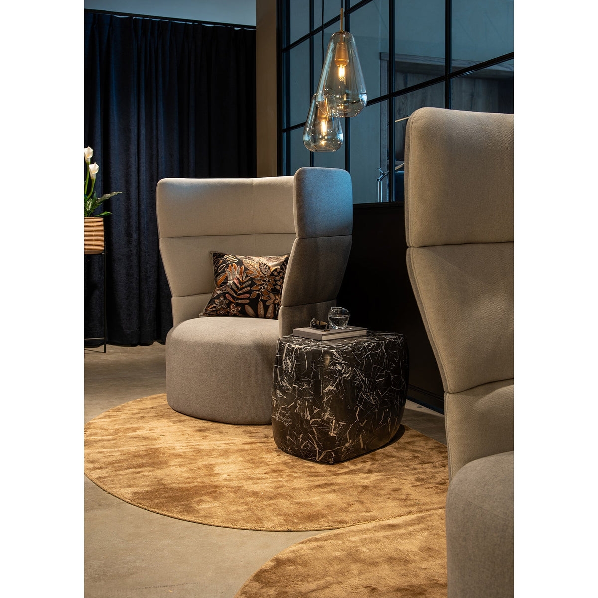 LILO LOUNGE CHAIR